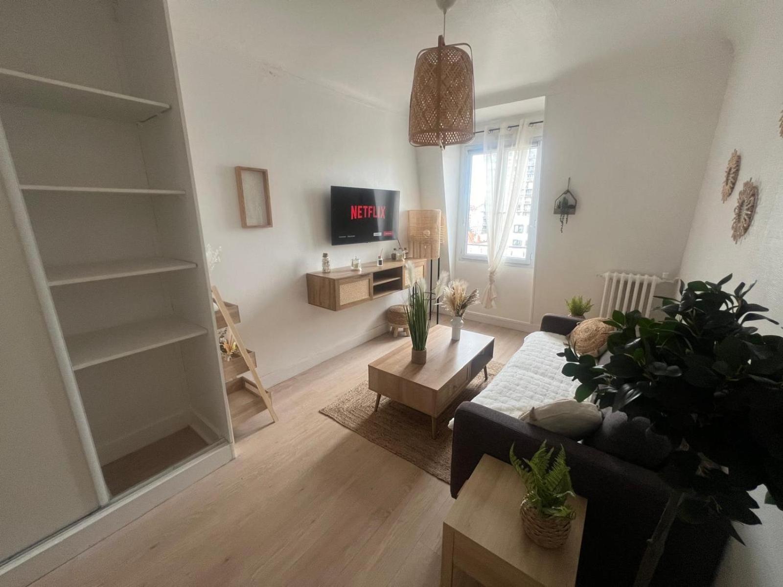 Charmant Appartement Aux Portes De Paris - 2Pax Saint-Ouen  Extérieur photo
